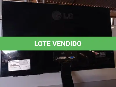 LOTE 302 - 02 MONITORES MARCAS LG MODELOS FLATROM E2360V-PN/E2260V-PN. (NO ESTADO) ATENÇÃO! FAZER A VISITAÇÃO ANTES DE ARREMATAR, NÃO SABEMOS SE FUNCIONA. LEILÃO NÃO TEM GARANTIA E NEM DEVOLUÇÃO, SUJEITO A POSSÍVEIS AVARIAS VISÍVEIS/OCULTAS E/OU AUSÊNCIA DE COMPONENTES.