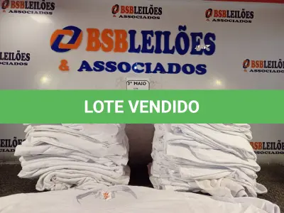 LOTE 023 - 01 LOTE COM APROXIMADAMENTE 40 CAMISETAS BRANCAS TAMANHO G. (NO ESTADO) ATENÇÃO! FAZER A VISITAÇÃO ANTES DE ARREMATAR, NÃO SABEMOS SE FUNCIONA. LEILÃO NÃO TEM GARANTIA E NEM DEVOLUÇÃO, SUJEITO A POSSÍVEIS AVARIAS VISÍVEIS/OCULTAS E/OU AUSÊNCIA DE COMPONENTES.