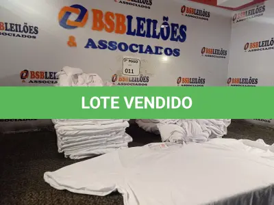 LOTE 011 - 01 LOTE COM APROXIMADAMENTE 40 CAMISETAS BRANCAS TAMANHO G. (NO ESTADO) ATENÇÃO! FAZER A VISITAÇÃO ANTES DE ARREMATAR, NÃO SABEMOS SE FUNCIONA. LEILÃO NÃO TEM GARANTIA E NEM DEVOLUÇÃO, SUJEITO A POSSÍVEIS AVARIAS VISÍVEIS/OCULTAS E/OU AUSÊNCIA DE COMPONENTES.