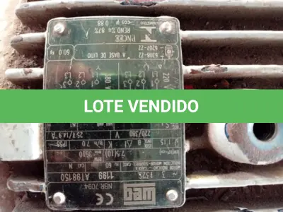 LOTE 332 - 01 MOTOR DE INDUÇÃO-GAIOLA MARCA WEG, 7,5CV, 3510RPM 220/380V. (NO ESTADO) ATENÇÃO! FAZER A VISITAÇÃO ANTES DE ARREMATAR, NÃO SABEMOS SE FUNCIONA. LEILÃO NÃO TEM GARANTIA E NEM DEVOLUÇÃO, SUJEITO A POSSÍVEIS AVARIAS VISÍVEIS/OCULTAS E/OU AUSÊNCIA DE COMPONENTES.