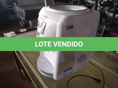LOTE 389 - 01 BEBEDOURO PARA GARRAFÃO “ELETRÔNICO “MARCA LATINA 220V. (NO ESTADO) ATENÇÃO! FAZER A VISITAÇÃO ANTES DE ARREMATAR, NÃO SABEMOS SE FUNCIONA. LEILÃO NÃO TEM GARANTIA E NEM DEVOLUÇÃO, SUJEITO A POSSÍVEIS AVARIAS VISÍVEIS/OCULTAS E/OU AUSÊNCIA DE COMPONENTES.