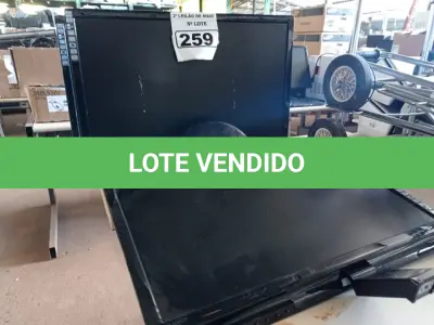 LOTE 259 - 04 MONITORES MARCAS E MODELOS DIVERSOS. (NO ESTADO) ATENÇÃO! FAZER A VISITAÇÃO ANTES DE ARREMATAR, NÃO SABEMOS SE FUNCIONA. LEILÃO NÃO TEM GARANTIA E NEM DEVOLUÇÃO, SUJEITO A POSSÍVEIS AVARIAS VISÍVEIS/OCULTAS E/OU AUSÊNCIA DE COMPONENTES.