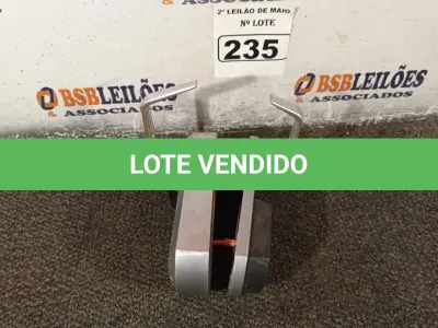 LOTE 235 - 01 FECHADURA ELETRÔNICA. (NO ESTADO) ATENÇÃO! FAZER A VISITAÇÃO ANTES DE ARREMATAR, NÃO SABEMOS SE FUNCIONA. LEILÃO NÃO TEM GARANTIA E NEM DEVOLUÇÃO, SUJEITO A POSSÍVEIS AVARIAS VISÍVEIS/OCULTAS E/OU AUSÊNCIA DE COMPONENTES.