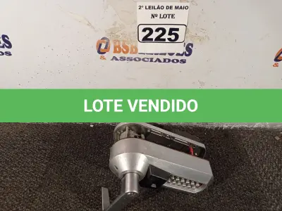 LOTE 225 - 01 FECHADURA ELETRÔNICA. (NO ESTADO) ATENÇÃO! FAZER A VISITAÇÃO ANTES DE ARREMATAR, NÃO SABEMOS SE FUNCIONA. LEILÃO NÃO TEM GARANTIA E NEM DEVOLUÇÃO, SUJEITO A POSSÍVEIS AVARIAS VISÍVEIS/OCULTAS E/OU AUSÊNCIA DE COMPONENTES.