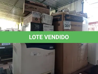 LOTE 331 - 01 CAIXA COM GRANDE QUANTIDADE DE APARELHOS DE TELEFONE E 01 IMPRESSORA MARCA XEROX PHASER 6500. (NO ESTADO) ATENÇÃO! FAZER A VISITAÇÃO ANTES DE ARREMATAR, NÃO SABEMOS SE FUNCIONA. LEILÃO NÃO TEM GARANTIA E NEM DEVOLUÇÃO, SUJEITO A POSSÍVEIS AVARIAS VISÍVEIS/OCULTAS E/OU AUSÊNCIA DE COMPONENTES.