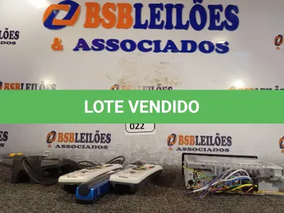 LOTE 022 - 01 SOM AUTOMOTIVO 2 EM 1 MARCA PIONEER, 03 CONTROLES REMOTO E 01 IRISCAN BOOK.  (NO ESTADO) ATENÇÃO! FAZER A VISITAÇÃO ANTES DE ARREMATAR, NÃO SABEMOS SE FUNCIONA. LEILÃO NÃO TEM GARANTIA E NEM DEVOLUÇÃO, SUJEITO A POSSÍVEIS AVARIAS VISÍVEIS/OCULTAS E/OU AUSÊNCIA DE COMPONENTES.