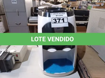 LOTE 371 - 01 BEBEDOURO PARA GARRAFÃO “REFRIGERADO” MARCA LIBELL 220V. (NO ESTADO) ATENÇÃO! FAZER A VISITAÇÃO ANTES DE ARREMATAR, NÃO SABEMOS SE FUNCIONA. LEILÃO NÃO TEM GARANTIA E NEM DEVOLUÇÃO, SUJEITO A POSSÍVEIS AVARIAS VISÍVEIS/OCULTAS E/OU AUSÊNCIA DE COMPONENTES.