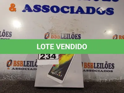 LOTE 234 - 01 TABLET MARCA HP. (NO ESTADO) ATENÇÃO! FAZER A VISITAÇÃO ANTES DE ARREMATAR, NÃO SABEMOS SE FUNCIONA. LEILÃO NÃO TEM GARANTIA E NEM DEVOLUÇÃO, SUJEITO A POSSÍVEIS AVARIAS VISÍVEIS/OCULTAS E/OU AUSÊNCIA DE COMPONENTES.