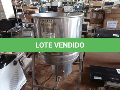LOTE 334 - 01 DESCASCADOR DE BATATAS E 01 ESPUMADEIRA. (NO ESTADO) ATENÇÃO! FAZER A VISITAÇÃO ANTES DE ARREMATAR, NÃO SABEMOS SE FUNCIONA. LEILÃO NÃO TEM GARANTIA E NEM DEVOLUÇÃO, SUJEITO A POSSÍVEIS AVARIAS VISÍVEIS/OCULTAS E/OU AUSÊNCIA DE COMPONENTES.