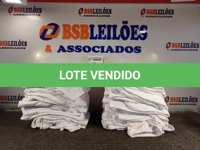 LOTE 023 - 01 LOTE COM APROXIMADAMENTE 40 CAMISETAS BRANCAS TAMANHO G. (NO ESTADO) ATENÇÃO! FAZER A VISITAÇÃO ANTES DE ARREMATAR, NÃO SABEMOS SE FUNCIONA. LEILÃO NÃO TEM GARANTIA E NEM DEVOLUÇÃO, SUJEITO A POSSÍVEIS AVARIAS VISÍVEIS/OCULTAS E/OU AUSÊNCIA DE COMPONENTES.