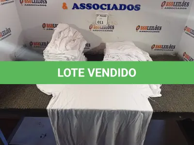 LOTE 011 - 01 LOTE COM APROXIMADAMENTE 40 CAMISETAS BRANCAS TAMANHO G. (NO ESTADO) ATENÇÃO! FAZER A VISITAÇÃO ANTES DE ARREMATAR, NÃO SABEMOS SE FUNCIONA. LEILÃO NÃO TEM GARANTIA E NEM DEVOLUÇÃO, SUJEITO A POSSÍVEIS AVARIAS VISÍVEIS/OCULTAS E/OU AUSÊNCIA DE COMPONENTES.