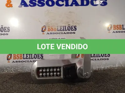 LOTE 239 - 01 FECHADURA ELETRÔNICA. (NO ESTADO) ATENÇÃO! FAZER A VISITAÇÃO ANTES DE ARREMATAR, NÃO SABEMOS SE FUNCIONA. LEILÃO NÃO TEM GARANTIA E NEM DEVOLUÇÃO, SUJEITO A POSSÍVEIS AVARIAS VISÍVEIS/OCULTAS E/OU AUSÊNCIA DE COMPONENTES.