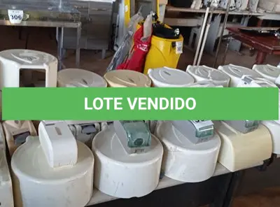 LOTE 395 - 01 LOTE COM GRANDE QUANTIDADE DIVERSAS DE DISPENSER TAMANHO DIVERSOS. (NO ESTADO) ATENÇÃO! FAZER A VISITAÇÃO ANTES DE ARREMATAR, NÃO SABEMOS SE FUNCIONA. LEILÃO NÃO TEM GARANTIA E NEM DEVOLUÇÃO, SUJEITO A POSSÍVEIS AVARIAS VISÍVEIS/OCULTAS E/OU AUSÊNCIA DE COMPONENTES.