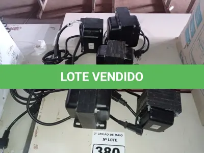 LOTE 380 - 05 AUTO TRANSFORMADORES MARCAS E MODELOS DIVERSOS. (NO ESTADO) ATENÇÃO! FAZER A VISITAÇÃO ANTES DE ARREMATAR, NÃO SABEMOS SE FUNCIONA. LEILÃO NÃO TEM GARANTIA E NEM DEVOLUÇÃO, SUJEITO A POSSÍVEIS AVARIAS VISÍVEIS/OCULTAS E/OU AUSÊNCIA DE COMPONENTES.