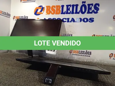 LOTE 209 - 02 MONITORES MARCAS LG MODELOS FLATROM E2360V-PN/E2260V-PN. (NO ESTADO) ATENÇÃO! FAZER A VISITAÇÃO ANTES DE ARREMATAR, NÃO SABEMOS SE FUNCIONA. LEILÃO NÃO TEM GARANTIA E NEM DEVOLUÇÃO, SUJEITO A POSSÍVEIS AVARIAS VISÍVEIS/OCULTAS E/OU AUSÊNCIA DE COMPONENTES.