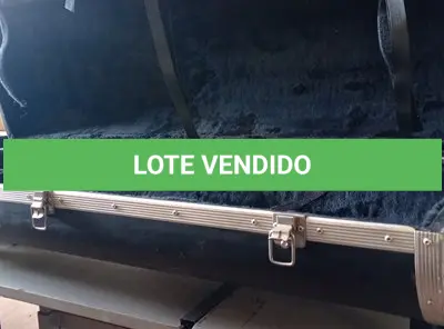 LOTE 255 - 01 CASE. (NO ESTADO) ATENÇÃO! FAZER A VISITAÇÃO ANTES DE ARREMATAR, NÃO SABEMOS SE FUNCIONA. LEILÃO NÃO TEM GARANTIA E NEM DEVOLUÇÃO, SUJEITO A POSSÍVEIS AVARIAS VISÍVEIS/OCULTAS E/OU AUSÊNCIA DE COMPONENTES.