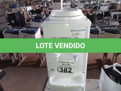LOTE 382 - 01 BEBEDOURO PARA GARRAFÃO MARCA LIBELL 220V. (NO ESTADO) ATENÇÃO! FAZER A VISITAÇÃO ANTES DE ARREMATAR, NÃO SABEMOS SE FUNCIONA. LEILÃO NÃO TEM GARANTIA E NEM DEVOLUÇÃO, SUJEITO A POSSÍVEIS AVARIAS VISÍVEIS/OCULTAS E/OU AUSÊNCIA DE COMPONENTES.