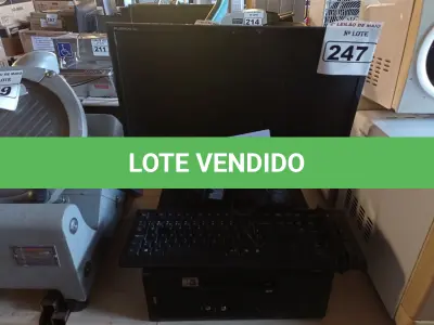 LOTE 247 - 01 CPU, 01 MONITOR, 01 TECLADO E 01 MOUSE. (NO ESTADO) ATENÇÃO! FAZER A VISITAÇÃO ANTES DE ARREMATAR, NÃO SABEMOS SE FUNCIONA. LEILÃO NÃO TEM GARANTIA E NEM DEVOLUÇÃO, SUJEITO A POSSÍVEIS AVARIAS VISÍVEIS/OCULTAS E/OU AUSÊNCIA DE COMPONENTES.
