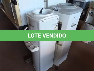 LOTE 245 - 02 BEBEDOUROS PARA GARRAFÃO MARCAS E MODELOS DIVERSOS. (NO ESTADO) ATENÇÃO! FAZER A VISITAÇÃO ANTES DE ARREMATAR, NÃO SABEMOS SE FUNCIONA. LEILÃO NÃO TEM GARANTIA E NEM DEVOLUÇÃO, SUJEITO A POSSÍVEIS AVARIAS VISÍVEIS/OCULTAS E/OU AUSÊNCIA DE COMPONENTES.