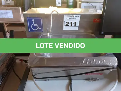LOTE 211 - 01 BEBEDOURO DE PAREDE EM AÇO INOX MARCA LÍDER 127V. (NO ESTADO) ATENÇÃO! FAZER A VISITAÇÃO ANTES DE ARREMATAR, NÃO SABEMOS SE FUNCIONA. LEILÃO NÃO TEM GARANTIA E NEM DEVOLUÇÃO, SUJEITO A POSSÍVEIS AVARIAS VISÍVEIS/OCULTAS E/OU AUSÊNCIA DE COMPONENTES.