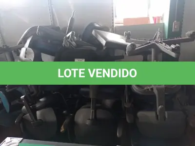 LOTE 338 - 01 LOTE COM VÁRIAS CADEIRAS MARCAS E MODELOS DIVERSOS. (NO ESTADO) ATENÇÃO! FAZER A VISITAÇÃO ANTES DE ARREMATAR, NÃO SABEMOS SE FUNCIONA. LEILÃO NÃO TEM GARANTIA E NEM DEVOLUÇÃO, SUJEITO A POSSÍVEIS AVARIAS VISÍVEIS/OCULTAS E/OU AUSÊNCIA DE COMPONENTES.