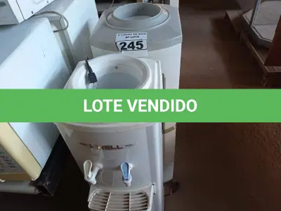 LOTE 245 - 02 BEBEDOUROS PARA GARRAFÃO MARCAS E MODELOS DIVERSOS. (NO ESTADO) ATENÇÃO! FAZER A VISITAÇÃO ANTES DE ARREMATAR, NÃO SABEMOS SE FUNCIONA. LEILÃO NÃO TEM GARANTIA E NEM DEVOLUÇÃO, SUJEITO A POSSÍVEIS AVARIAS VISÍVEIS/OCULTAS E/OU AUSÊNCIA DE COMPONENTES.