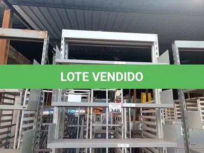 LOTE 348 - 01 ESTANTE EXPOSITORA EM AÇO COM 04 BANDEJAS. (NO ESTADO) ATENÇÃO! FAZER A VISITAÇÃO ANTES DE ARREMATAR, NÃO SABEMOS SE FUNCIONA. LEILÃO NÃO TEM GARANTIA E NEM DEVOLUÇÃO, SUJEITO A POSSÍVEIS AVARIAS VISÍVEIS/OCULTAS E/OU AUSÊNCIA DE COMPONENTES.