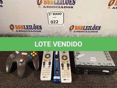 LOTE 022 - 01 SOM AUTOMOTIVO 2 EM 1 MARCA PIONEER, 03 CONTROLES REMOTO E 01 IRISCAN BOOK.  (NO ESTADO) ATENÇÃO! FAZER A VISITAÇÃO ANTES DE ARREMATAR, NÃO SABEMOS SE FUNCIONA. LEILÃO NÃO TEM GARANTIA E NEM DEVOLUÇÃO, SUJEITO A POSSÍVEIS AVARIAS VISÍVEIS/OCULTAS E/OU AUSÊNCIA DE COMPONENTES.