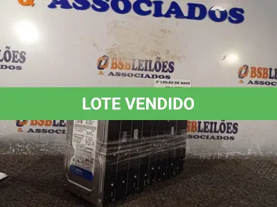 LOTE 242 - 10 HARD DISC MARCAS E MODELOS DIVERSOS. (NO ESTADO) ATENÇÃO! FAZER A VISITAÇÃO ANTES DE ARREMATAR, NÃO SABEMOS SE FUNCIONA. LEILÃO NÃO TEM GARANTIA E NEM DEVOLUÇÃO, SUJEITO A POSSÍVEIS AVARIAS VISÍVEIS/OCULTAS E/OU AUSÊNCIA DE COMPONENTES.