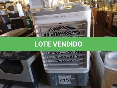 LOTE 215 - 01 CLIMATIZADOR DE AR MARCAS E MODELOS DIVERSOS. (NO ESTADO) ATENÇÃO! FAZER A VISITAÇÃO ANTES DE ARREMATAR, NÃO SABEMOS SE FUNCIONA. LEILÃO NÃO TEM GARANTIA E NEM DEVOLUÇÃO, SUJEITO A POSSÍVEIS AVARIAS VISÍVEIS/OCULTAS E/OU AUSÊNCIA DE COMPONENTES.