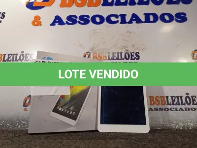 LOTE 234 - 01 TABLET MARCA HP. (NO ESTADO) ATENÇÃO! FAZER A VISITAÇÃO ANTES DE ARREMATAR, NÃO SABEMOS SE FUNCIONA. LEILÃO NÃO TEM GARANTIA E NEM DEVOLUÇÃO, SUJEITO A POSSÍVEIS AVARIAS VISÍVEIS/OCULTAS E/OU AUSÊNCIA DE COMPONENTES.