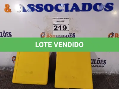 LOTE 219 - 02 TABLET’S MARCAS POSITIVO. (NO ESTADO) ATENÇÃO! FAZER A VISITAÇÃO ANTES DE ARREMATAR, NÃO SABEMOS SE FUNCIONA. LEILÃO NÃO TEM GARANTIA E NEM DEVOLUÇÃO, SUJEITO A POSSÍVEIS AVARIAS VISÍVEIS/OCULTAS E/OU AUSÊNCIA DE COMPONENTES.