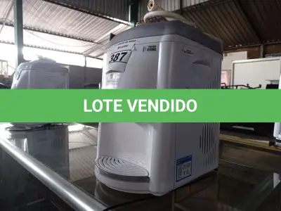LOTE 387 - 01 BEBEDOURO PARA GARRAFÃO “ELETRÔNICO “MARCA LATINA 220V. (NO ESTADO) ATENÇÃO! FAZER A VISITAÇÃO ANTES DE ARREMATAR, NÃO SABEMOS SE FUNCIONA. LEILÃO NÃO TEM GARANTIA E NEM DEVOLUÇÃO, SUJEITO A POSSÍVEIS AVARIAS VISÍVEIS/OCULTAS E/OU AUSÊNCIA DE COMPONENTES.