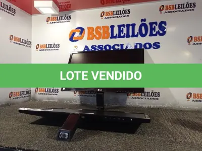 LOTE 323 - 02 MONITORES LG FLATROM E2260V-PN. (NO ESTADO) ATENÇÃO! FAZER A VISITAÇÃO ANTES DE ARREMATAR, NÃO SABEMOS SE FUNCIONA. LEILÃO NÃO TEM GARANTIA E NEM DEVOLUÇÃO, SUJEITO A POSSÍVEIS AVARIAS VISÍVEIS/OCULTAS E/OU AUSÊNCIA DE COMPONENTES.