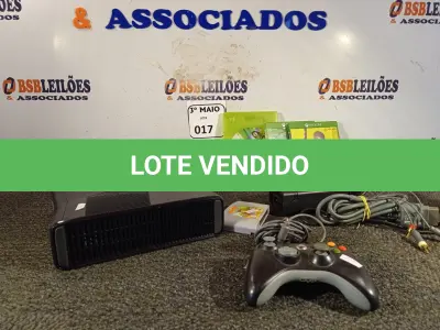 LOTE 017 - 01 EXBOX360 COM FONTE, 02 JOGOS E 01 CONTROLE. (NO ESTADO) ATENÇÃO! FAZER A VISITAÇÃO ANTES DE ARREMATAR, NÃO SABEMOS SE FUNCIONA. LEILÃO NÃO TEM GARANTIA E NEM DEVOLUÇÃO, SUJEITO A POSSÍVEIS AVARIAS VISÍVEIS/OCULTAS E/OU AUSÊNCIA DE COMPONENTES.
