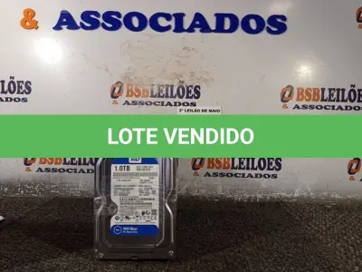 LOTE 242 - 10 HARD DISC MARCAS E MODELOS DIVERSOS. (NO ESTADO) ATENÇÃO! FAZER A VISITAÇÃO ANTES DE ARREMATAR, NÃO SABEMOS SE FUNCIONA. LEILÃO NÃO TEM GARANTIA E NEM DEVOLUÇÃO, SUJEITO A POSSÍVEIS AVARIAS VISÍVEIS/OCULTAS E/OU AUSÊNCIA DE COMPONENTES.