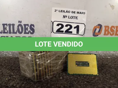 LOTE 221 - 01 LOTE COM VÁRIOS PROCESSADORES MARCAS E MODELOS DIVERSOS. (NO ESTADO) ATENÇÃO! FAZER A VISITAÇÃO ANTES DE ARREMATAR, NÃO SABEMOS SE FUNCIONA. LEILÃO NÃO TEM GARANTIA E NEM DEVOLUÇÃO, SUJEITO A POSSÍVEIS AVARIAS VISÍVEIS/OCULTAS E/OU AUSÊNCIA DE COMPONENTES.