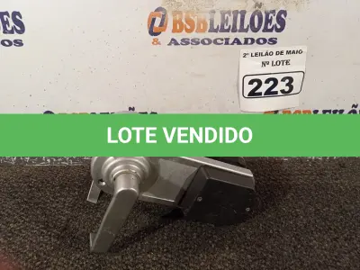 LOTE 223 - 01 FECHADURA ELETRÔNICA. (NO ESTADO) ATENÇÃO! FAZER A VISITAÇÃO ANTES DE ARREMATAR, NÃO SABEMOS SE FUNCIONA. LEILÃO NÃO TEM GARANTIA E NEM DEVOLUÇÃO, SUJEITO A POSSÍVEIS AVARIAS VISÍVEIS/OCULTAS E/OU AUSÊNCIA DE COMPONENTES.