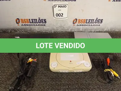 LOTE 002 - 03 VÍDEOS GAMES, SENDO 01 PS1 E 02 PS2. (NO ESTADO) ATENÇÃO! FAZER A VISITAÇÃO ANTES DE ARREMATAR, NÃO SABEMOS SE FUNCIONA. LEILÃO NÃO TEM GARANTIA E NEM DEVOLUÇÃO, SUJEITO A POSSÍVEIS AVARIAS VISÍVEIS/OCULTAS E/OU AUSÊNCIA DE COMPONENTES.