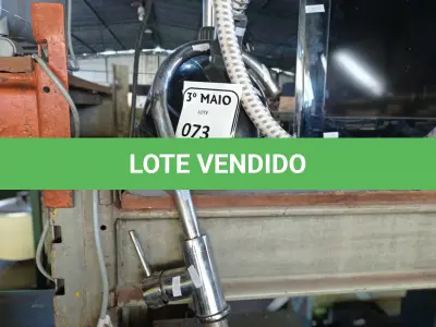 LOTE 073 - 01 FERRO DE PASSAR A VAPOR MARCA BRITÂNIA E 01 TORNEIRA. (NO ESTADO) ATENÇÃO! FAZER A VISITAÇÃO ANTES DE ARREMATAR, NÃO SABEMOS SE FUNCIONA. LEILÃO NÃO TEM GARANTIA E NEM DEVOLUÇÃO, SUJEITO A POSSÍVEIS AVARIAS VISÍVEIS/OCULTAS E/OU AUSÊNCIA DE COMPONENTES.