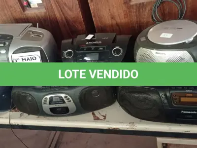 LOTE 352 - 06 MICRO SYSTEM MARCAS E MODELOS DIVERSOS. (NO ESTADO) ATENÇÃO! FAZER A VISITAÇÃO ANTES DE ARREMATAR, NÃO SABEMOS SE FUNCIONA. LEILÃO NÃO TEM GARANTIA E NEM DEVOLUÇÃO, SUJEITO A POSSÍVEIS AVARIAS VISÍVEIS/OCULTAS E/OU AUSÊNCIA DE COMPONENTES.
