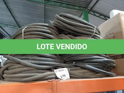 LOTE 106 - 01 LOTE COM MANGUEIRAS CORRUGADA COM ALMA DE AÇO FLEXÍVEL. (NO ESTADO) ATENÇÃO! FAZER A VISITAÇÃO ANTES DE ARREMATAR, NÃO SABEMOS SE FUNCIONA. LEILÃO NÃO TEM GARANTIA E NEM DEVOLUÇÃO, SUJEITO A POSSÍVEIS AVARIAS VISÍVEIS/OCULTAS E/OU AUSÊNCIA DE COMPONENTES.