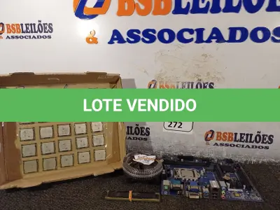 LOTE 272 - 01 PLACA MÃE DDR4 COM 8G, 20 PROCESSADORES E 02 MEMÓRIAS. (NO ESTADO) ATENÇÃO! FAZER A VISITAÇÃO ANTES DE ARREMATAR, NÃO SABEMOS SE FUNCIONA. LEILÃO NÃO TEM GARANTIA E NEM DEVOLUÇÃO, SUJEITO A POSSÍVEIS AVARIAS VISÍVEIS/OCULTAS E/OU AUSÊNCIA DE COMPONENTES.