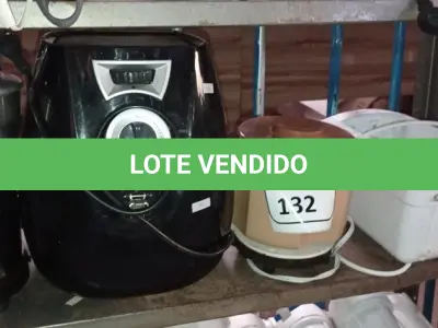 LOTE 132 - 02 ESPREMEDORES DE FRUTAS, 01 PURIFICADOR DE ÁGUA E 01 AIR FREE. (NO ESTADO) ATENÇÃO! FAZER A VISITAÇÃO ANTES DE ARREMATAR, NÃO SABEMOS SE FUNCIONA. LEILÃO NÃO TEM GARANTIA E NEM DEVOLUÇÃO, SUJEITO A POSSÍVEIS AVARIAS VISÍVEIS/OCULTAS E/OU AUSÊNCIA DE COMPONENTES.