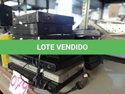 LOTE 079 - 04 DVD’S MARCAS E MODELOS DIVERSOS E 03 DVR. (NO ESTADO) ATENÇÃO! FAZER A VISITAÇÃO ANTES DE ARREMATAR, NÃO SABEMOS SE FUNCIONA. LEILÃO NÃO TEM GARANTIA E NEM DEVOLUÇÃO, SUJEITO A POSSÍVEIS AVARIAS VISÍVEIS/OCULTAS E/OU AUSÊNCIA DE COMPONENTES.