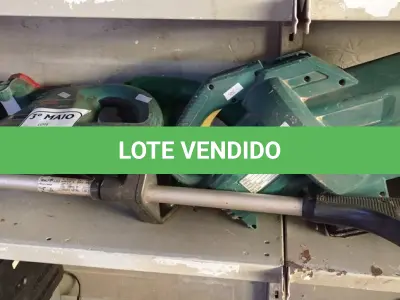 LOTE 230 - 02 PODADORES ELÉTRICOS MARCA BOSCH E 01 ROÇADEIRA DE GRAMA PARA RETIRADA DE PEÇAS. (NO ESTADO) ATENÇÃO! FAZER A VISITAÇÃO ANTES DE ARREMATAR, NÃO SABEMOS SE FUNCIONA. LEILÃO NÃO TEM GARANTIA E NEM DEVOLUÇÃO, SUJEITO A POSSÍVEIS AVARIAS VISÍVEIS/OCULTAS E/OU AUSÊNCIA DE COMPONENTES.