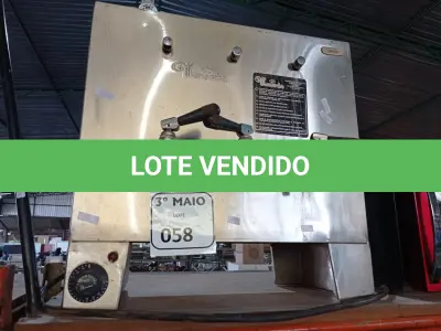 LOTE 058 - 01 CAFETEIRA INDUSTRIAL ELÉTRICA EM INOX. (NO ESTADO) ATENÇÃO! FAZER A VISITAÇÃO ANTES DE ARREMATAR, NÃO SABEMOS SE FUNCIONA. LEILÃO NÃO TEM GARANTIA E NEM DEVOLUÇÃO, SUJEITO A POSSÍVEIS AVARIAS VISÍVEIS/OCULTAS E/OU AUSÊNCIA DE COMPONENTES.