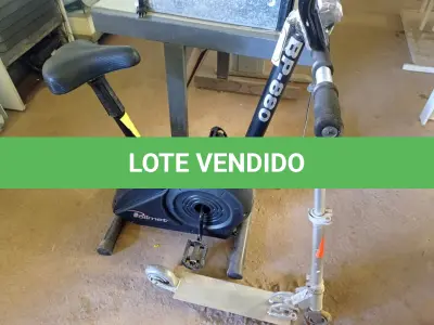 LOTE 331 - 01 BICICLETA ERGOMÉTRICA E 01 PATINETE COM AVARIAS. (NO ESTADO) ATENÇÃO! FAZER A VISITAÇÃO ANTES DE ARREMATAR, NÃO SABEMOS SE FUNCIONA. LEILÃO NÃO TEM GARANTIA E NEM DEVOLUÇÃO, SUJEITO A POSSÍVEIS AVARIAS VISÍVEIS/OCULTAS E/OU AUSÊNCIA DE COMPONENTES.