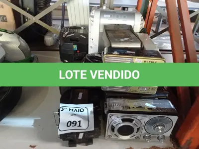 LOTE 091 - 01 LOTE COM ELETRÔNICOS DIVERSOS. (NO ESTADO) ATENÇÃO! FAZER A VISITAÇÃO ANTES DE ARREMATAR, NÃO SABEMOS SE FUNCIONA. LEILÃO NÃO TEM GARANTIA E NEM DEVOLUÇÃO, SUJEITO A POSSÍVEIS AVARIAS VISÍVEIS/OCULTAS E/OU AUSÊNCIA DE COMPONENTES.