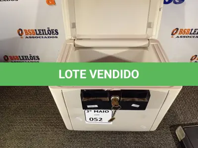 LOTE 052 - 01 COFRE A PROVA DE FOGO MODELO 1170 MARCA SENTRY. (NO ESTADO) ATENÇÃO! FAZER A VISITAÇÃO ANTES DE ARREMATAR, NÃO SABEMOS SE FUNCIONA. LEILÃO NÃO TEM GARANTIA E NEM DEVOLUÇÃO, SUJEITO A POSSÍVEIS AVARIAS VISÍVEIS/OCULTAS E/OU AUSÊNCIA DE COMPONENTES.